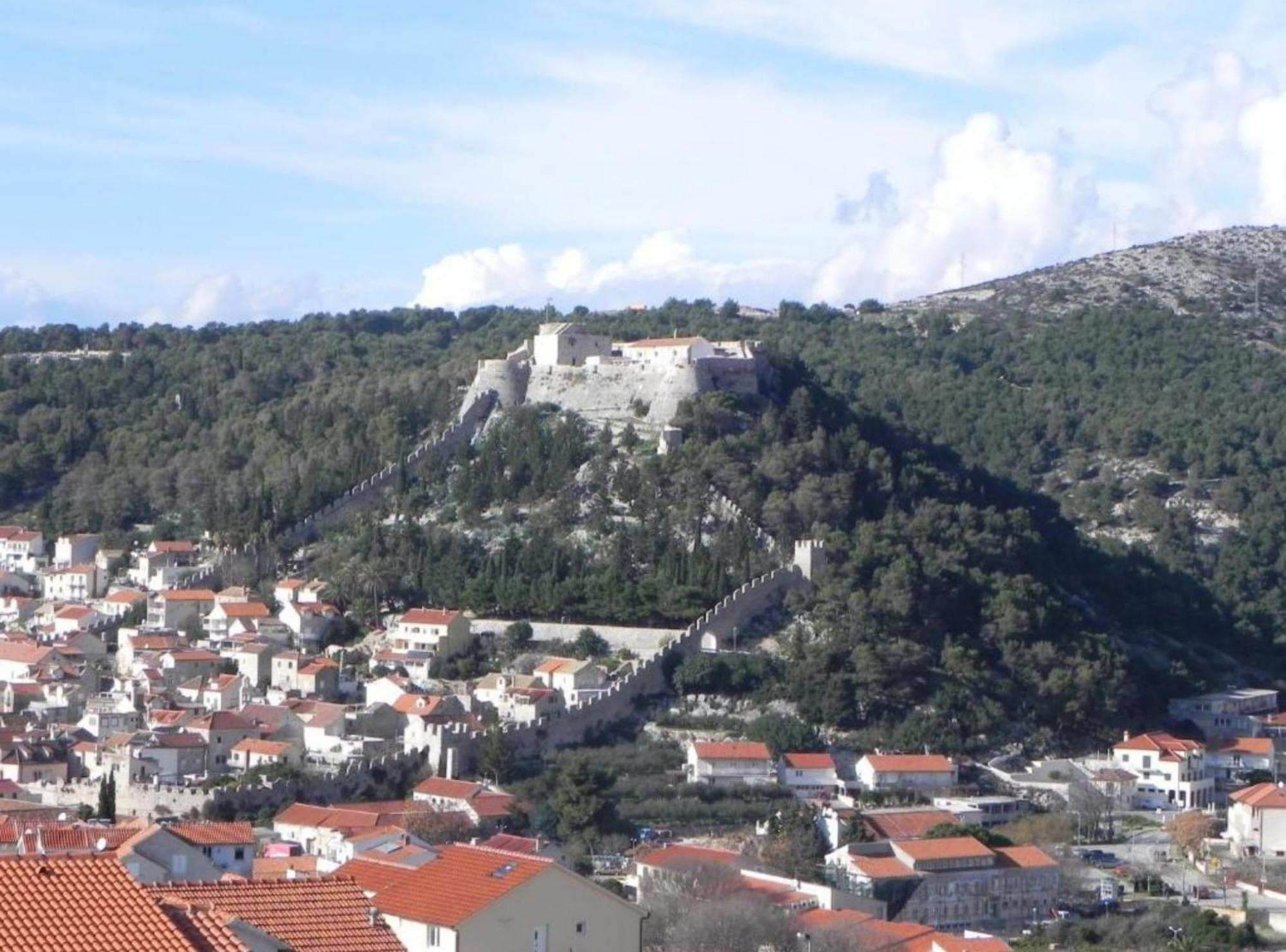 Apartments Trogrlic Χβαρ Εξωτερικό φωτογραφία